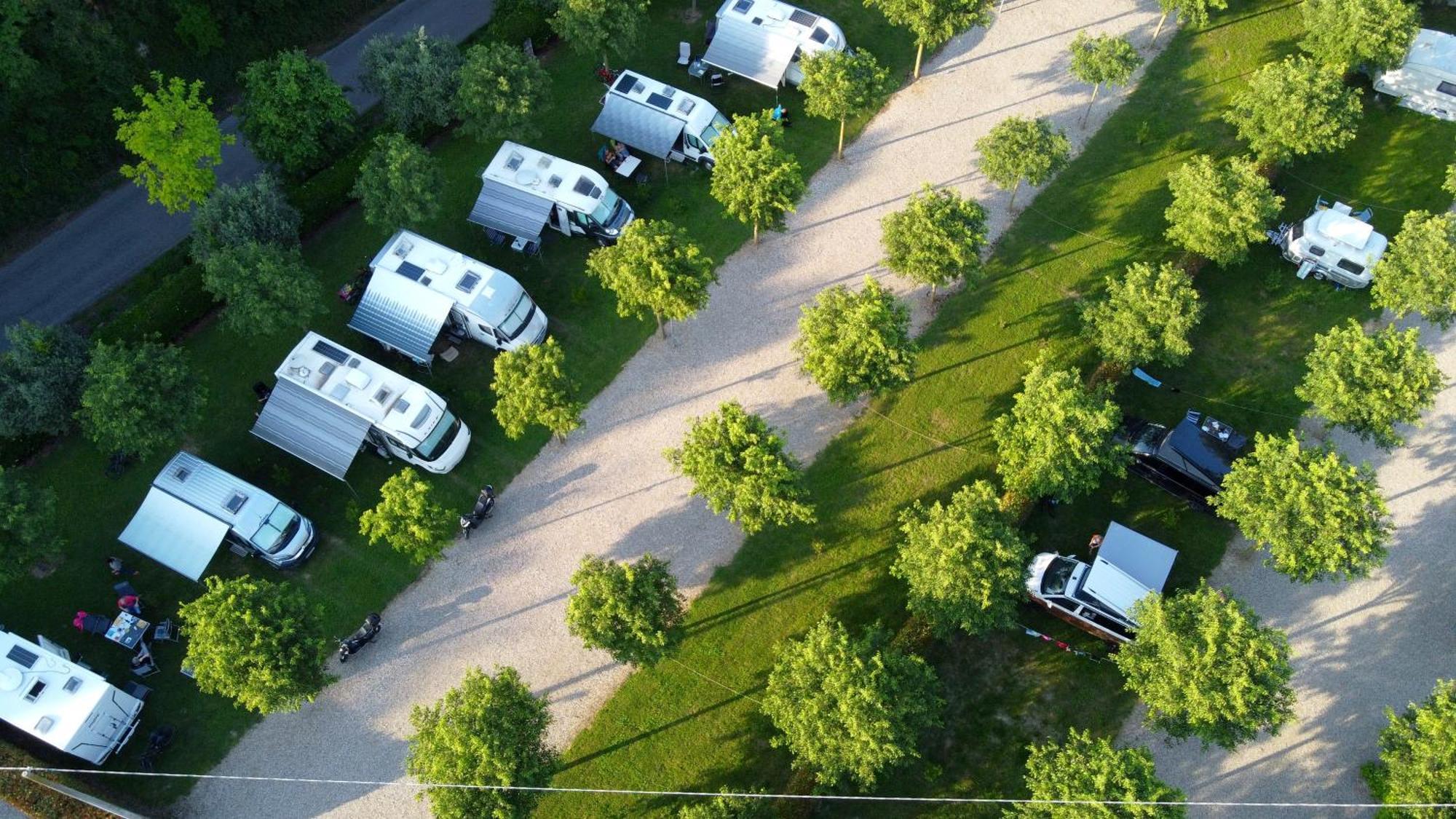 Seregner Agricamping & Homes - Adults Only 18 Monzambano Dış mekan fotoğraf